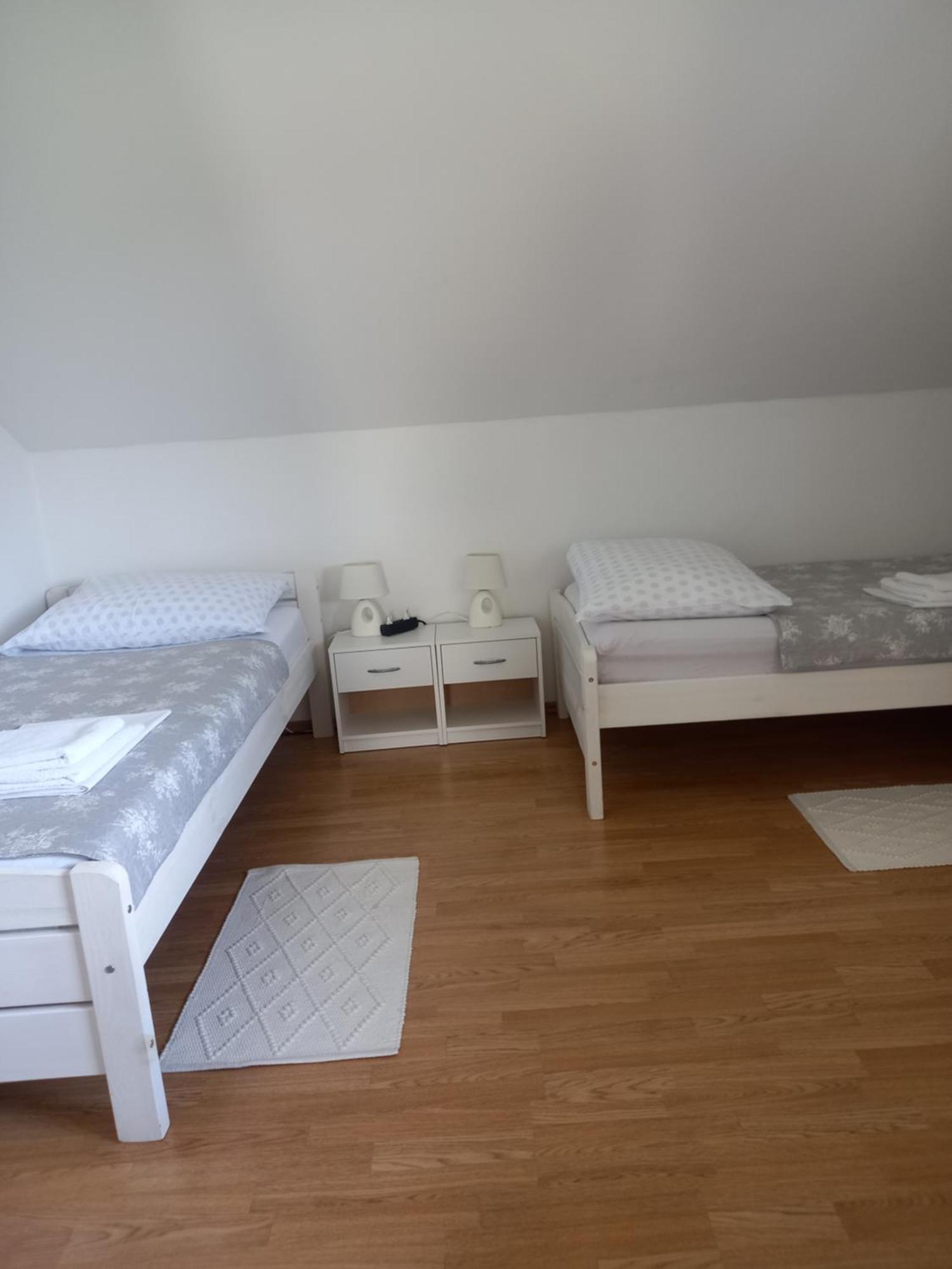 Apartment Silvia Слуни Екстериор снимка